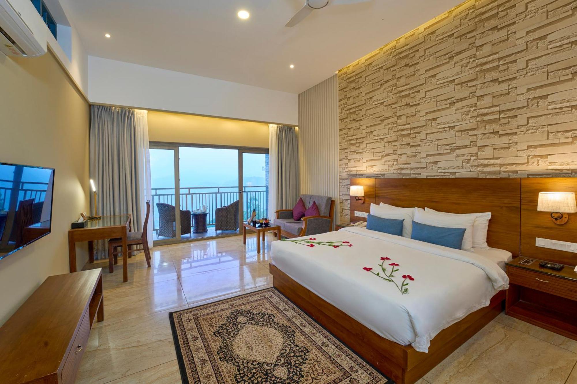 Elephant Passage Munnar Exterior foto Deluxe Ocean View Room